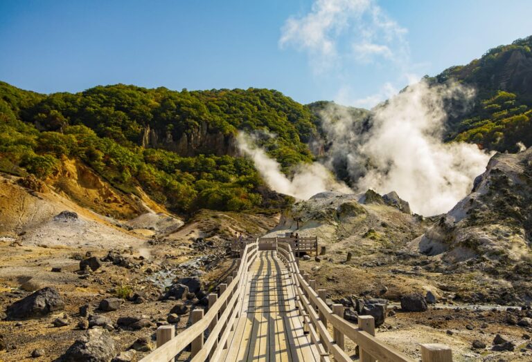 Rekomendasi 6 Taman Nasional di Hokkaido yang Wajib Dikunjungi