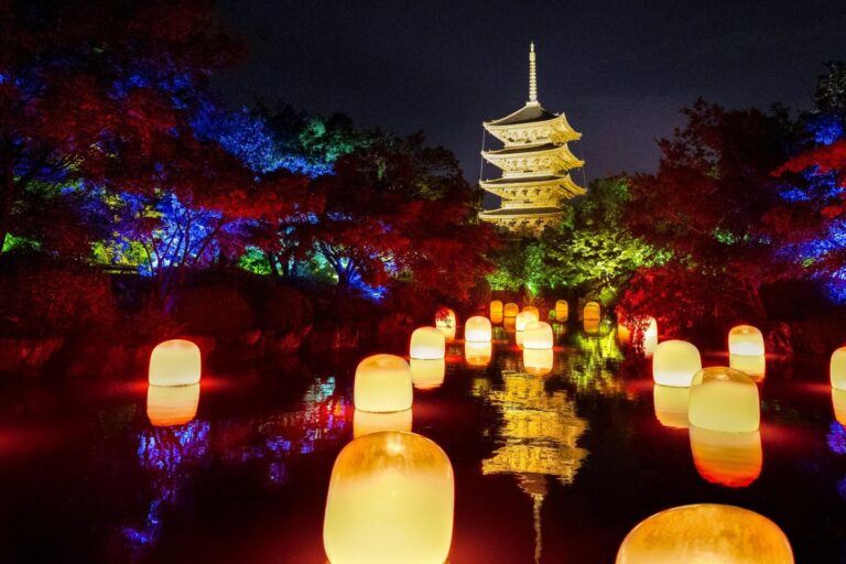 Rekomendasi 5 Kuil di Kyoto yang Menyala Saat Malam Musim Gugur