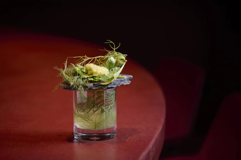 Rekomendasi Bar Koktail Baru di Tokyo: Sodden Frog dari Florilège di Azabudai Hills