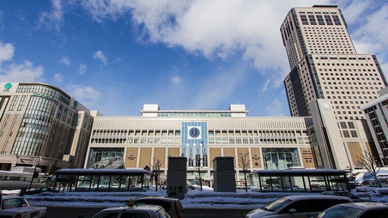 Stasiun Sapporo Jantung Transporta Hokkaido