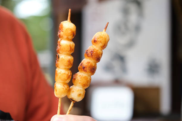 tampak detail mitarashi dango
